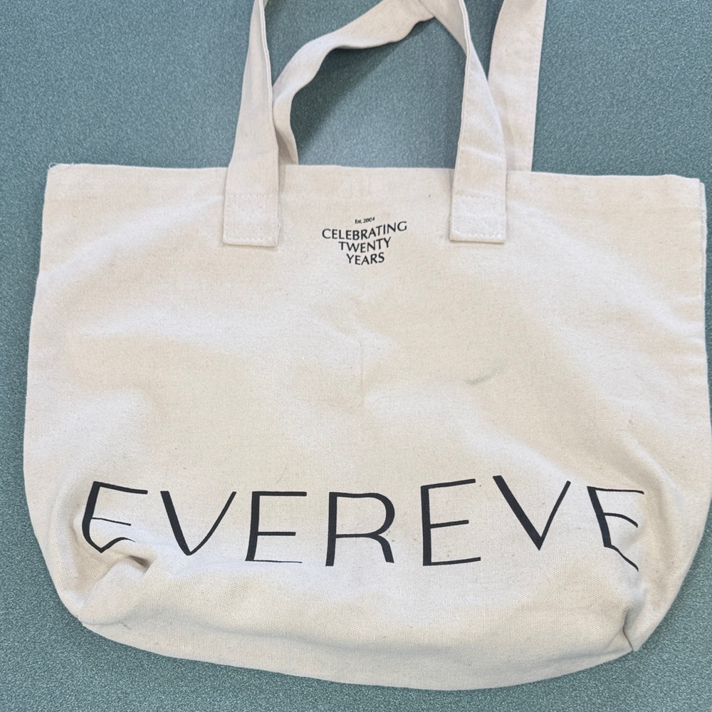 Evereve White Canvas Tote Bag